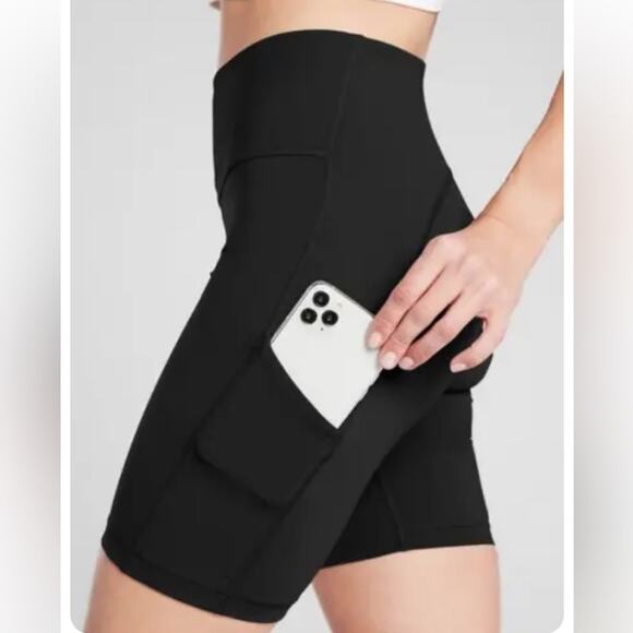 Athleta Ultimate Stash Pocket 7" Biker Shorts Black
Size XS - Picture 6 of 11